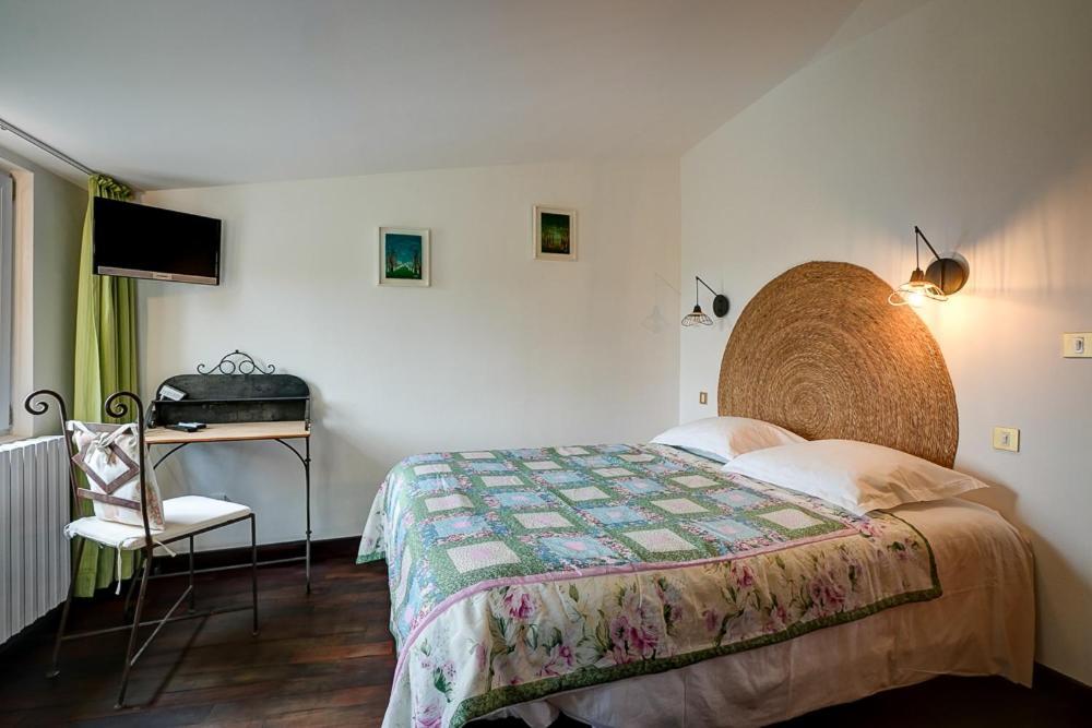 La Chaumiere, Demeure D'Hotes Lauris Exterior foto